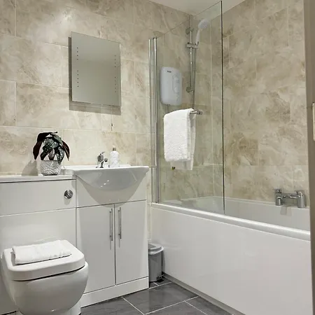 The Ravens Inn, 4 - Bed, Sleeps 6, Pets Welcome Ulverston
