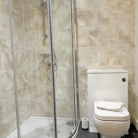 The Ravens Inn, 4 - Bed, Sleeps 6, Pets Welcome Semesterbostad Ulverston