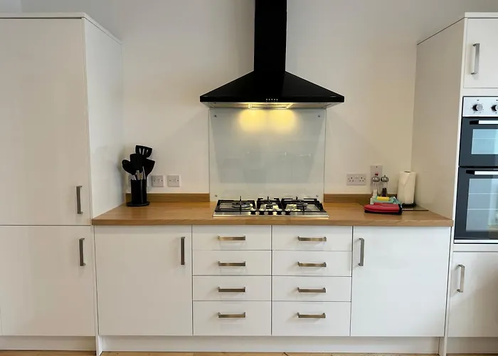 The Ravens Inn, 4 - Bed, Sleeps 6, Pets Welcome * Ulverston