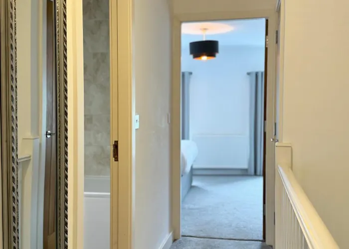 The Ravens Inn, 4 - Bed, Sleeps 6, Pets Welcome