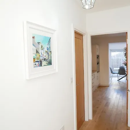 The Ravens Inn, 4 - Bed, Sleeps 6, Pets Welcome * ألفرستون