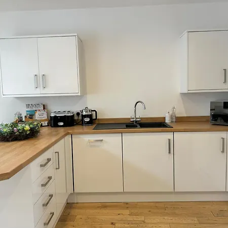 بيت للعطل The Ravens Inn, 4 - Bed, Sleeps 6, Pets Welcome